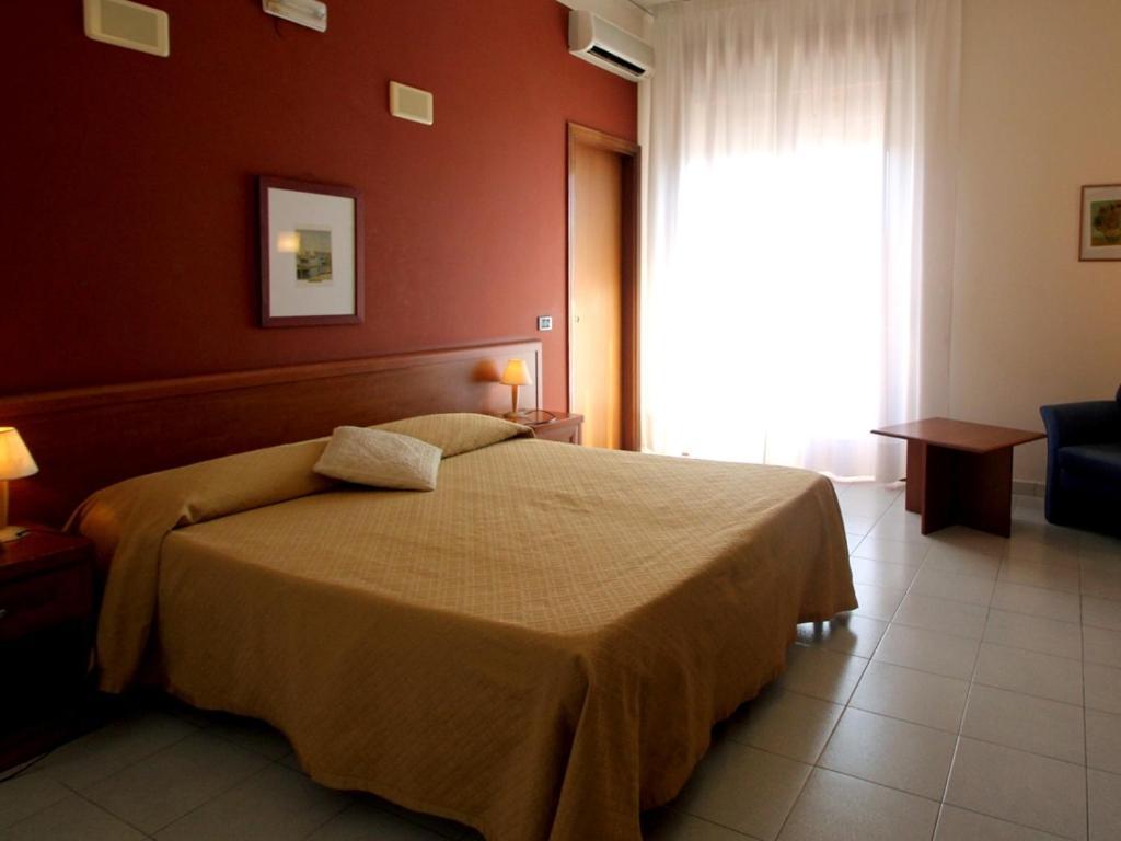 Hotel Carosello Pontecagnano Exteriör bild